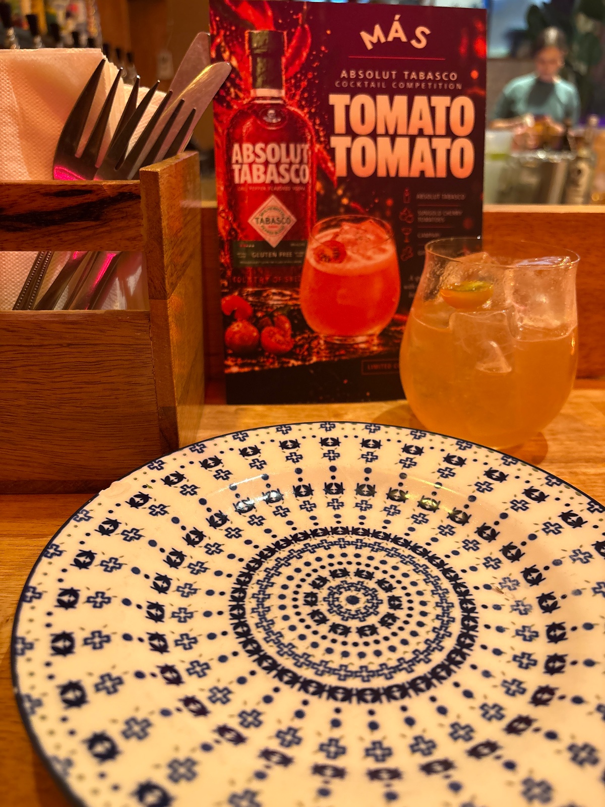 Cocktail at Más Eatery