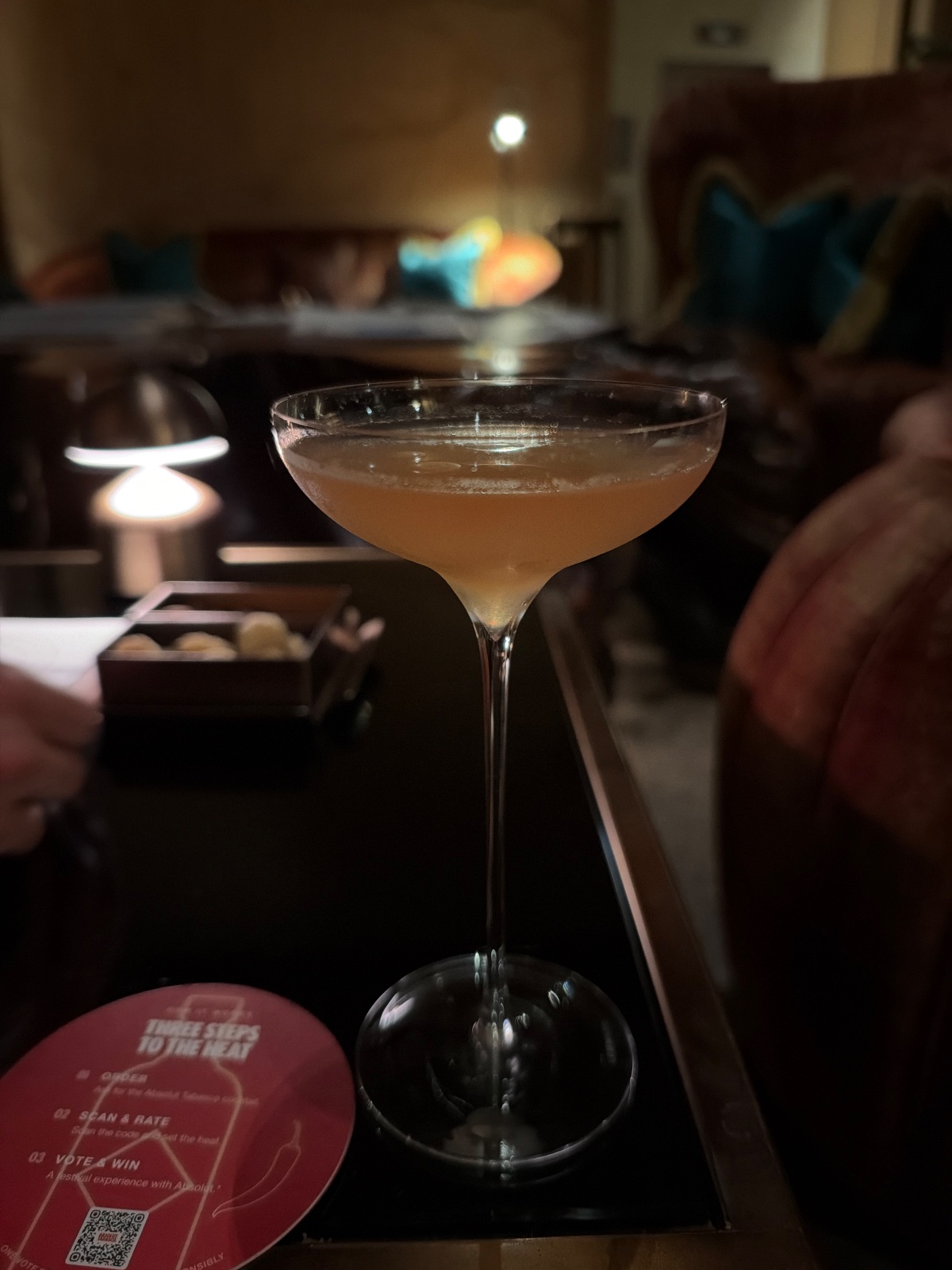 Cocktail at Henry's Bar