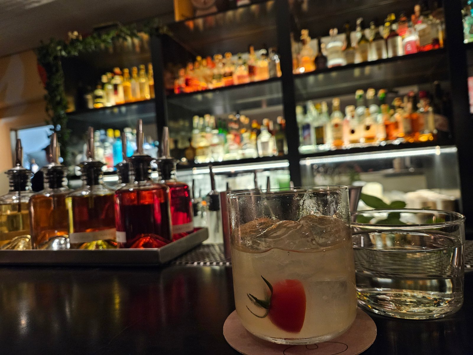 Cocktail at Bar Hootch